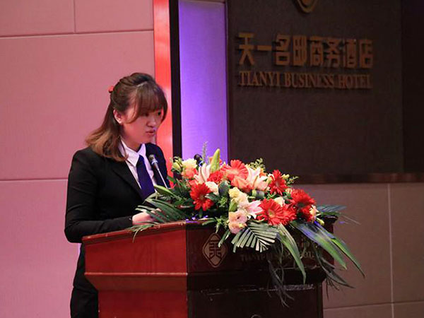 郴州錦馬置業(yè)有限公司,會(huì)議室,標(biāo)準(zhǔn)房,豪華房,商務(wù)房,娛樂(lè)房,商務(wù)休閑房,豪華套房哪里好 郴州錦馬置業(yè)有限公司,會(huì)議室,標(biāo)準(zhǔn)房,豪華房,商務(wù)房,娛樂(lè)房,商務(wù)休閑房,豪華套房哪里好