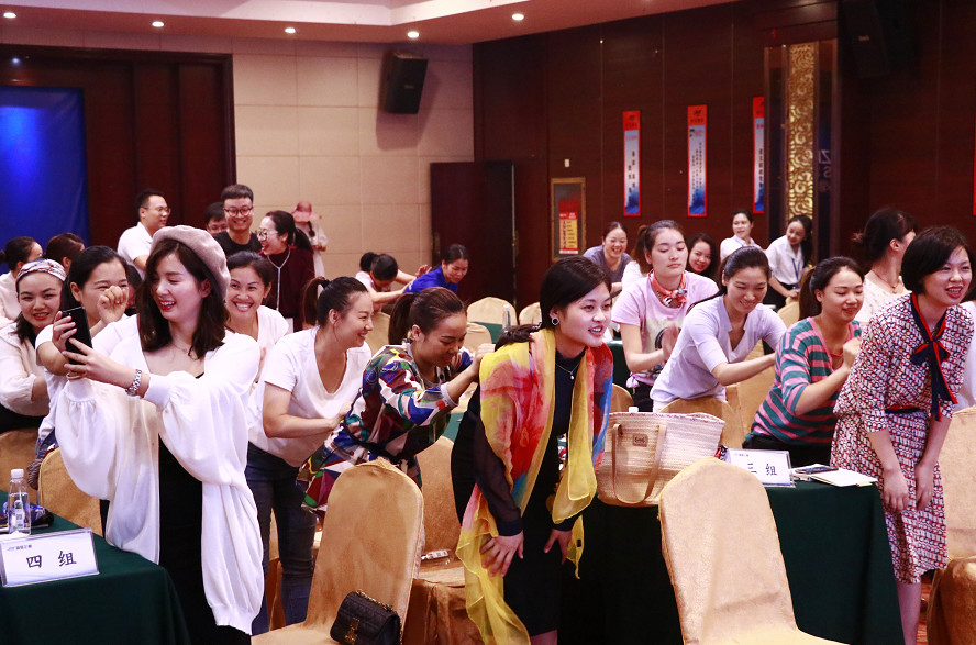 郴州錦馬置業(yè)有限公司,天一房產(chǎn)銷售,五嶺新天地樓盤銷售,錦馬時(shí)代中心房產(chǎn)銷售,酒店經(jīng)營管理哪里好