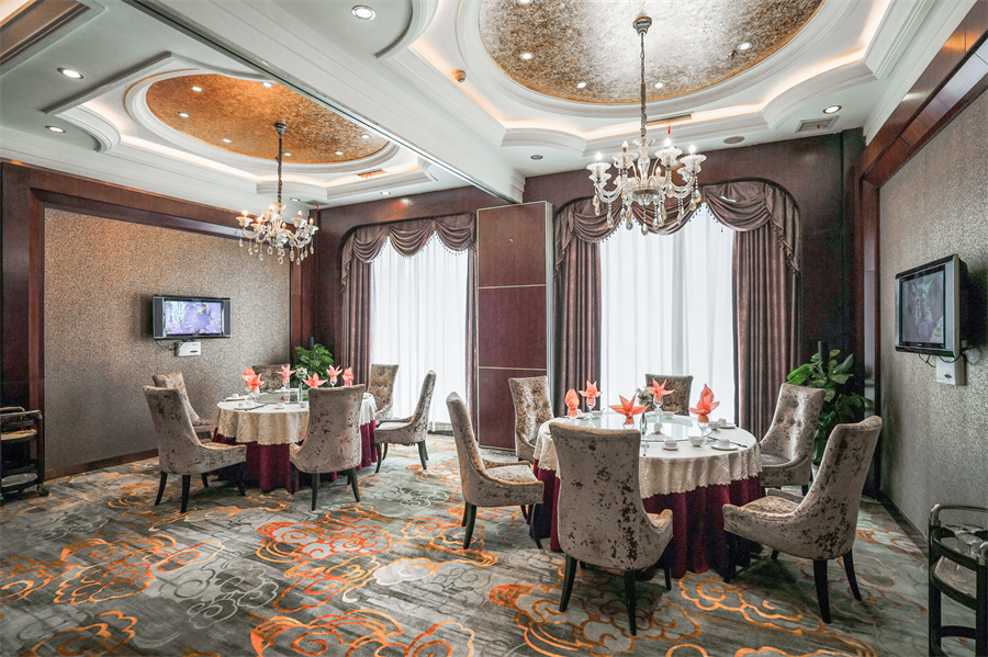 上海錦馬企業(yè)發(fā)展有限公司,五嶺新天地樓盤銷售,錦馬時(shí)代中心房產(chǎn)銷售,酒店住哪里好!