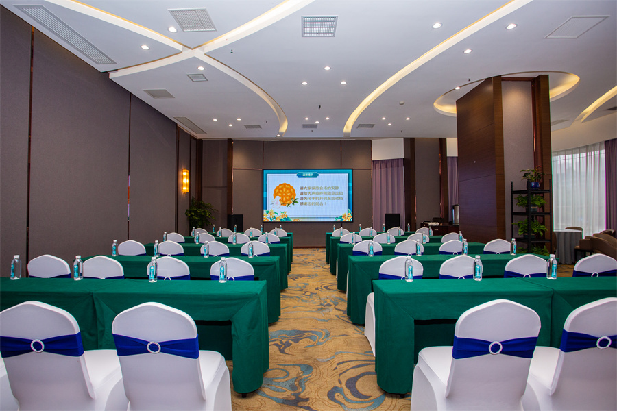 上海錦馬企業(yè)發(fā)展有限公司,五嶺新天地樓盤銷售,錦馬時代中心房產(chǎn)銷售,酒店住哪里好!